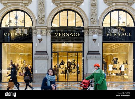 Versace’s new Galleria Vittorio Emanuele II store 